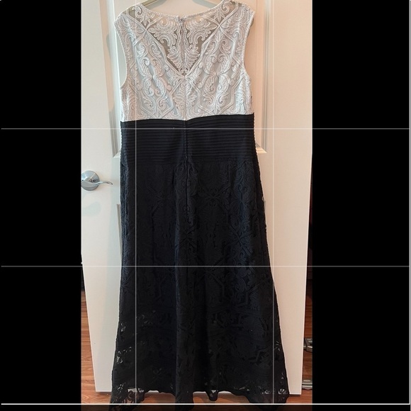 Tadashi Shoji Isabellina Gown - Picture 8 of 16